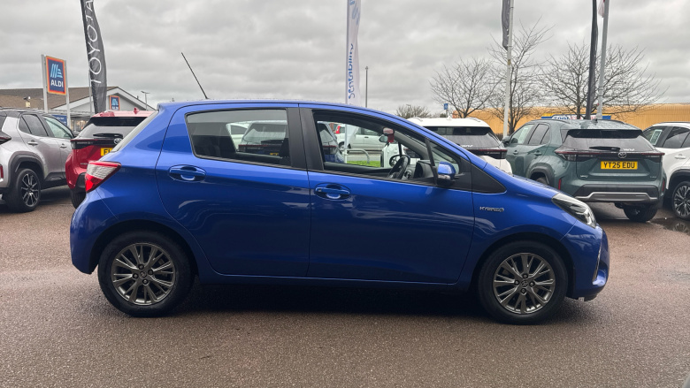 Toyota Yaris 1.5 Hybrid Icon Tech 5dr CVT Hybrid Hatchback